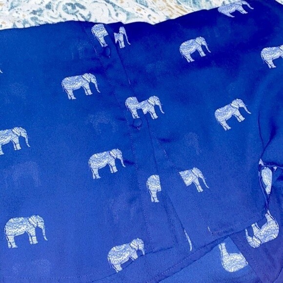 Torrid elephant print blue boho top size 2X - Picture 7 of 7